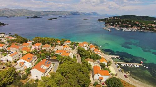  Apartments Villa Maris in Lumbarda