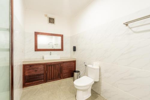 Standard Room 2 image 3