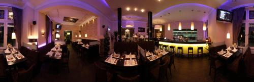 Hotel Excellent - image 3