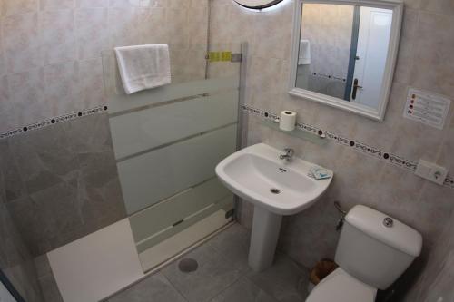 Apartamentos Marina Internacional - image 4