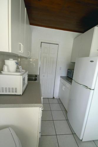 Island Breeze Inn - Venice - 주방