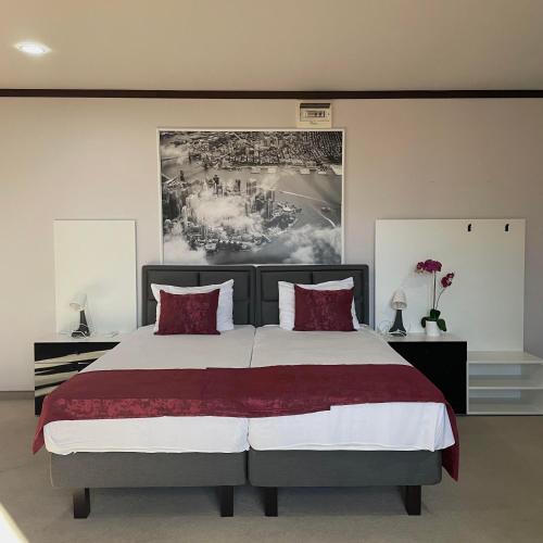 Hotel Dream – Sofia, PA