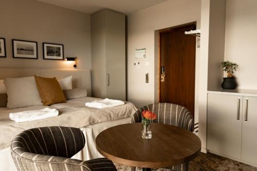516070777 Slottsholmen Hotell och Restaurang