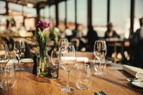 516071670 Slottsholmen Hotell och Restaurang