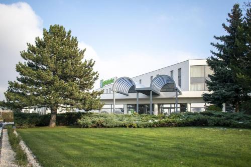 Holiday Inn Budapest-Budaörs, an IHG Hotel