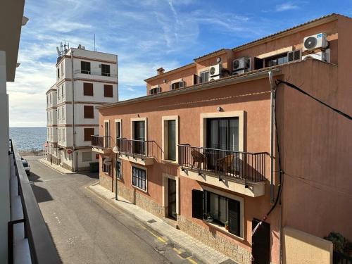 Hostal Ca'n Pep in كامبوس