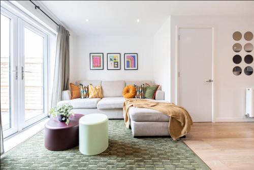 Elegance Retreat - 2 Bed Holiday Home with Parking, Manchester (foto 6)