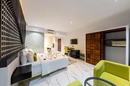 Luxury Honeymoon suite room in King Rock Residence
