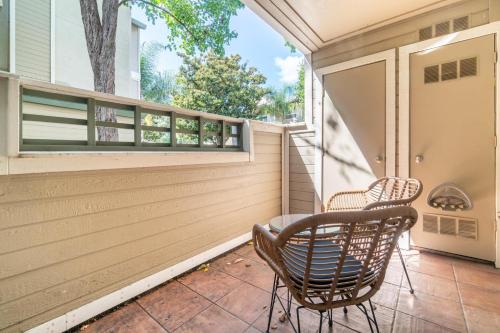 Walnut Creek 1br w pool ac nr shops SFO-1559 thumb 4