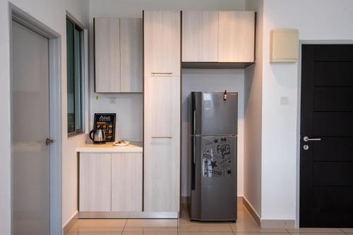 Bright & Modern 3BR Suite FREE Parking, Johor Bahru (Foto 11)