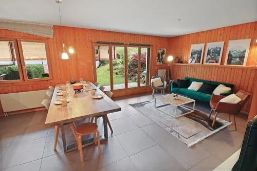 Logement spacieux au coeur du Val d'Illiez in Val dʼIlliez, Schweiz