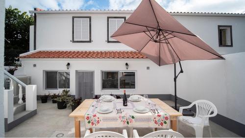 Casa Memorial Miguel Faial - Relaxing Patio near Flughafen Ponta Delgada