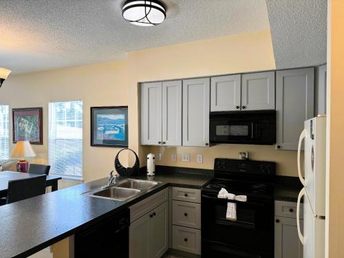 Legends 4595 Unit C by Palmetto Vacation Rentals in Myrtle Beach, USA