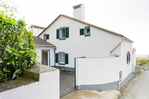 WelcomeBuddy - Traumgarten Rustic House (Sunset) in กีเนเตส