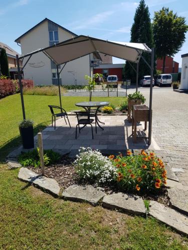 陽台/露台, Ferienwohnung Zur Alten Gärtnerei (Ferienwohnung Zur Alten Gartnerei) in 許特根瓦爾德