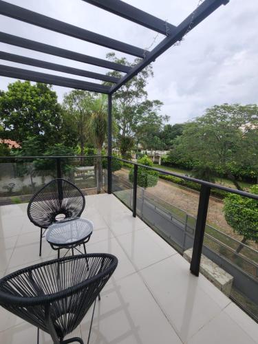 Puerta del Lago in 伊帕卡賴