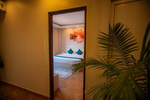 Superior Deluxe Double or Twin Room  image 10