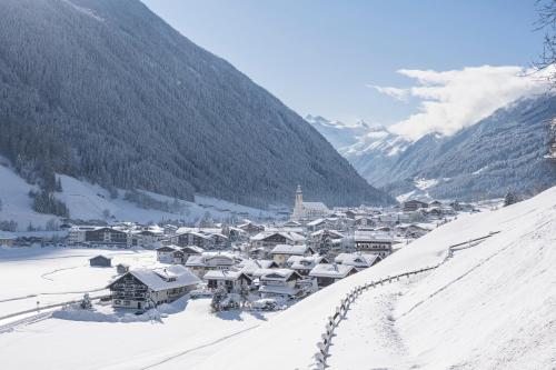 สภาพแวดล้อมโดยรอบ, Haus Gerlinde Danler in คัมพล์