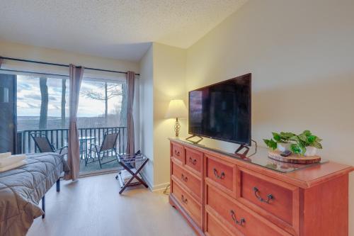 Bellaire Condo - Walk to Shanty Creek Resort! in Bellaire, USA