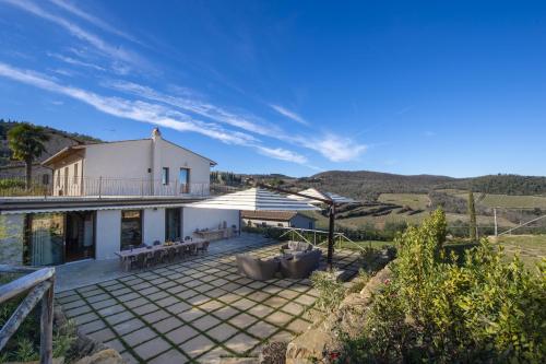 My Exclusive Italy - Villa Chianti with infinity pool and vineyard view