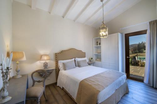 My Exclusive Italy - Villa Chianti with infinity pool and vineyard view