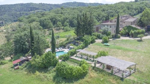 Villa Chianti with exclusive pool and typical barn