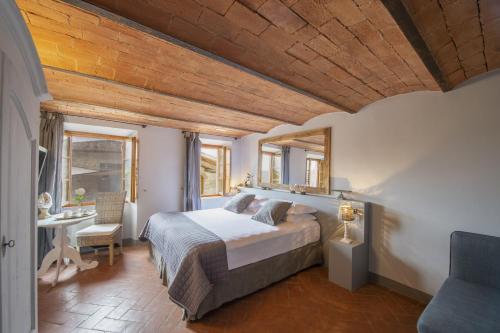 Villa Chianti with exclusive pool and typical barn