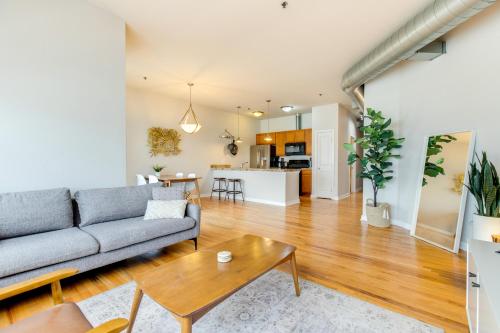 LoHi Condo with Balcony 1 Mi to Downtown Denver! in Denver, USA
