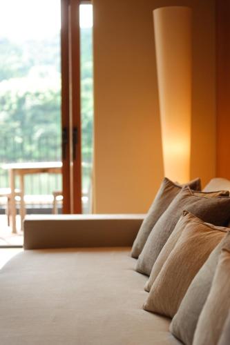 River Retreat Garaku