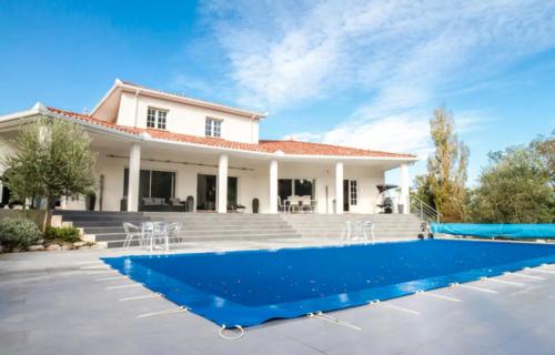 Villa de la Jonquiere, piscine