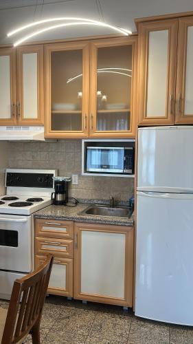 Deluxe Suite image 4