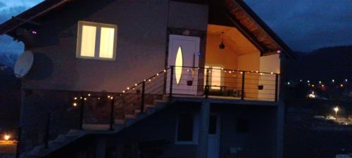 Vila Jasmina in สเมลากิชาโปลเย