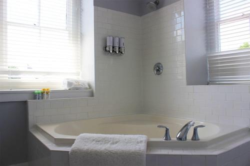 The National Hotel in Frenchtown (NJ)