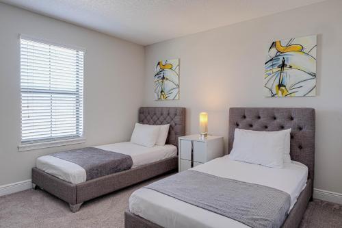 Balmoral Resort-180KB home in Haines City, USA
