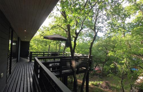 Iekārtas, Chillan House in Termas Dečilana