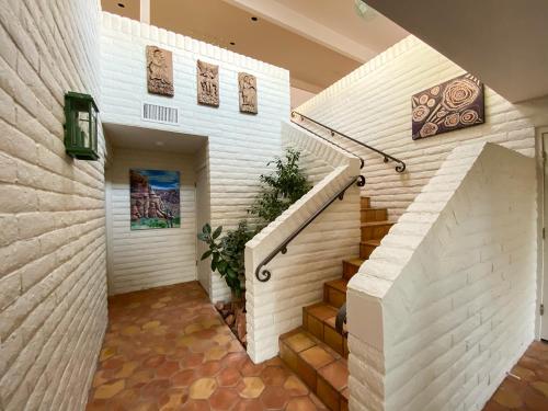 Open Style Home with Magnificent Views! - image 5