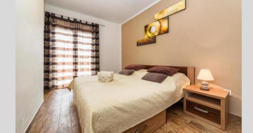 Two-Bedroom Apartment with Terrace image 8