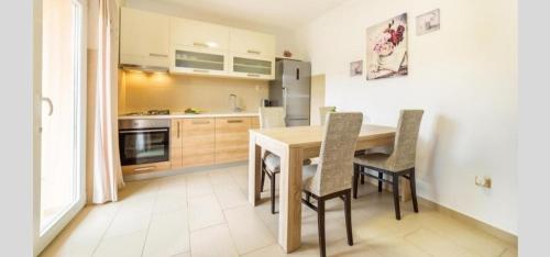 Two-Bedroom Apartment with Terrace image 3