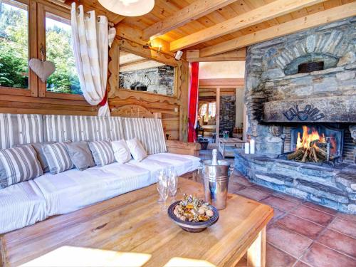 Chalet Morzine, 8 pièces, 14 personnes - FR-1-627-5 - Location, gîte - Morzine