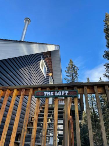 The Loft at Nature's Getaway Mountain Resort