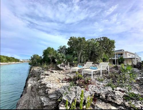 B&B Providenciales - Water Front House - Bed and Breakfast Providenciales