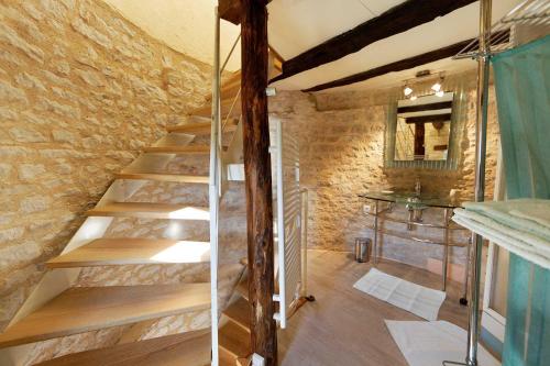 Fürdőszoba, Le Pigeonnier - Piscine - Jardin - Calme in Labastide De Levis