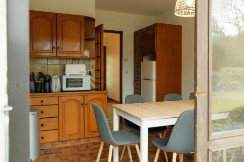 บริการและสิ่งอำนวยความสะดวก, Lovely house with garden, jardin et terrasse in เซย์โนด์