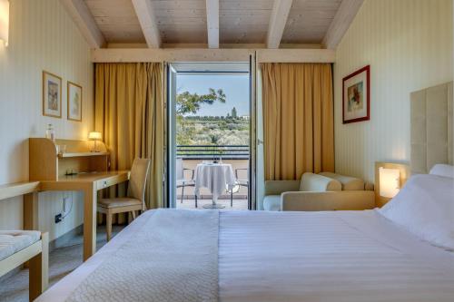 Comfort Double or Twin Room with Balcony