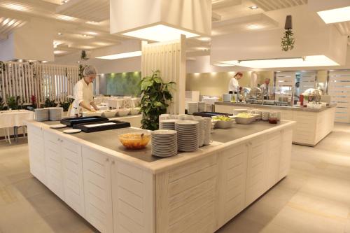 ห้องอาหาร, Hotel Castellastva in เปโตรวาซ