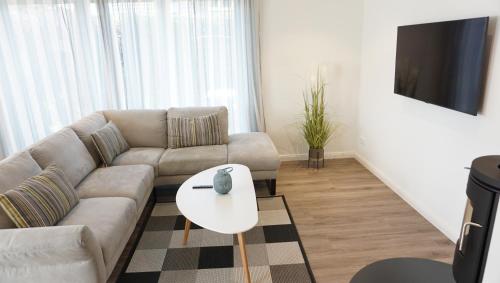 Beach Walk EG Beach Walk EG