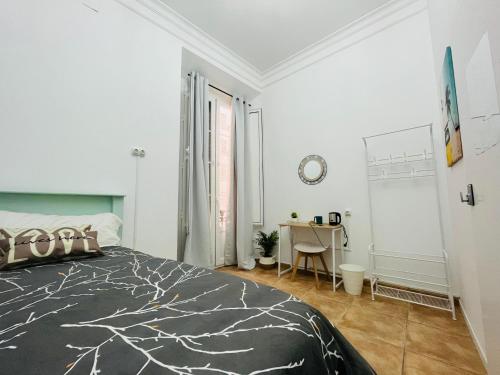 Malak-Rooms Room Type - Large Single Room