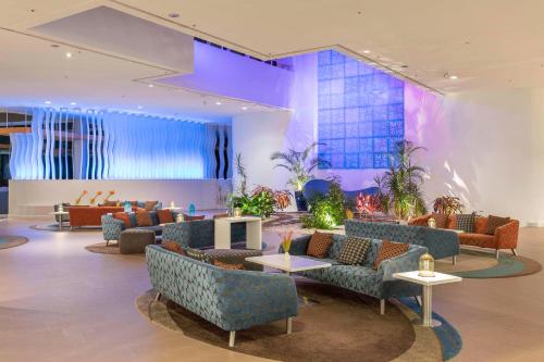 Lobby, Hilton Cairns in Cairns