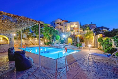 Villa Seragio - With Private Swimming Pool