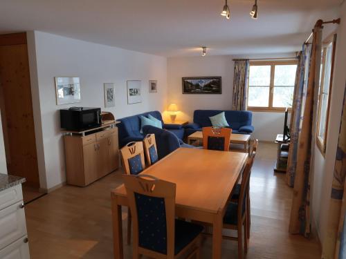 Apartment Tga Stgirat Erdgeschoss by Interhome in Riom-Parsonz